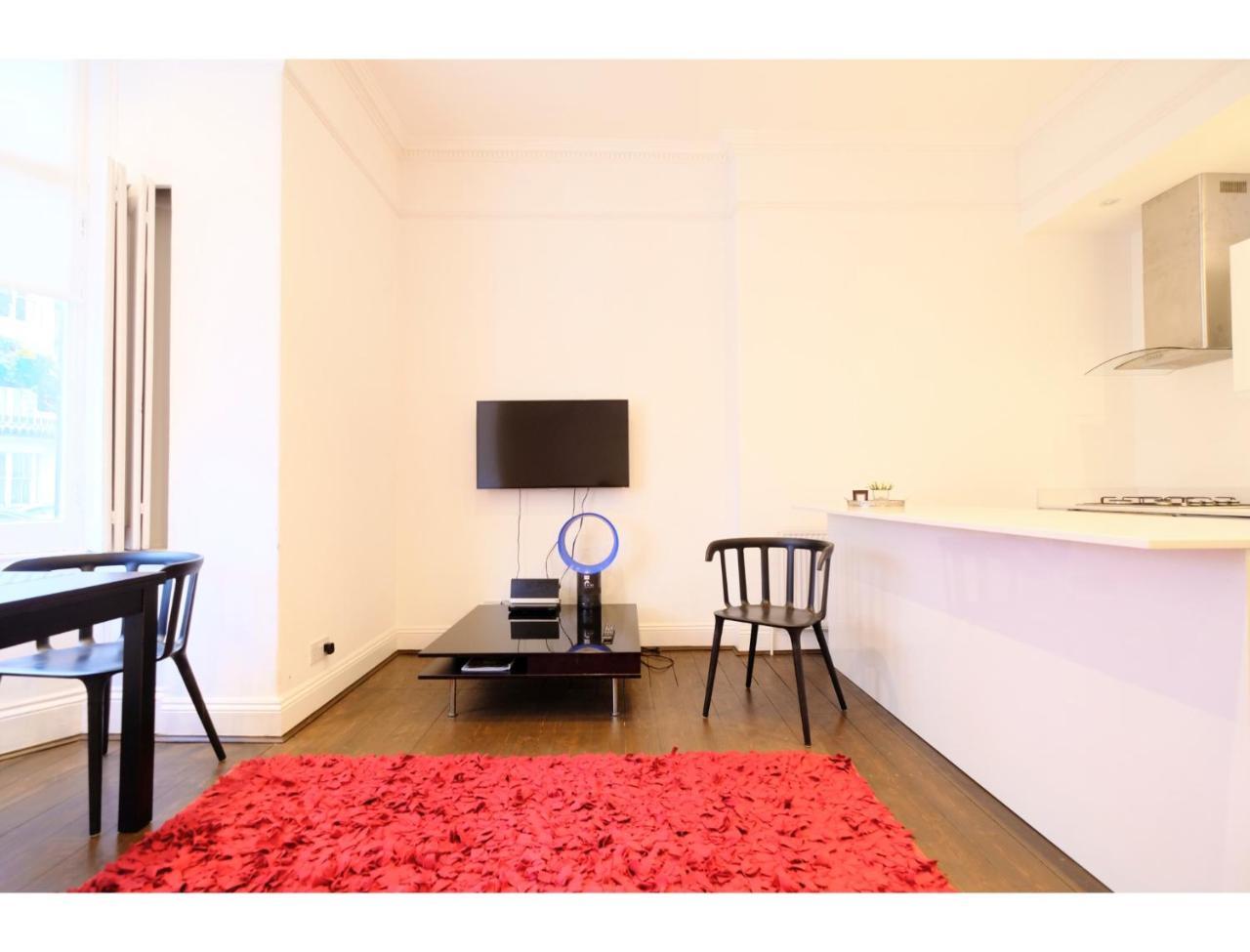 Edgware Rd, Paddington Spacious Apartment Sleeps 4 London Luaran gambar